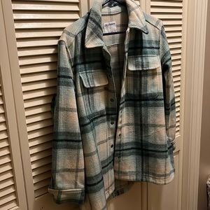 Old Navy Flannel Jacket Size Small- Like new